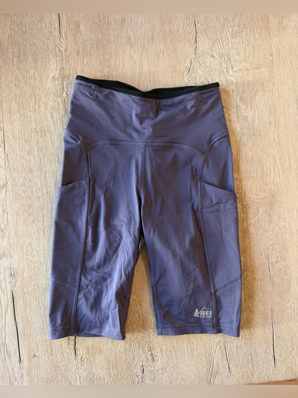 REI Women's Leggings in Plum